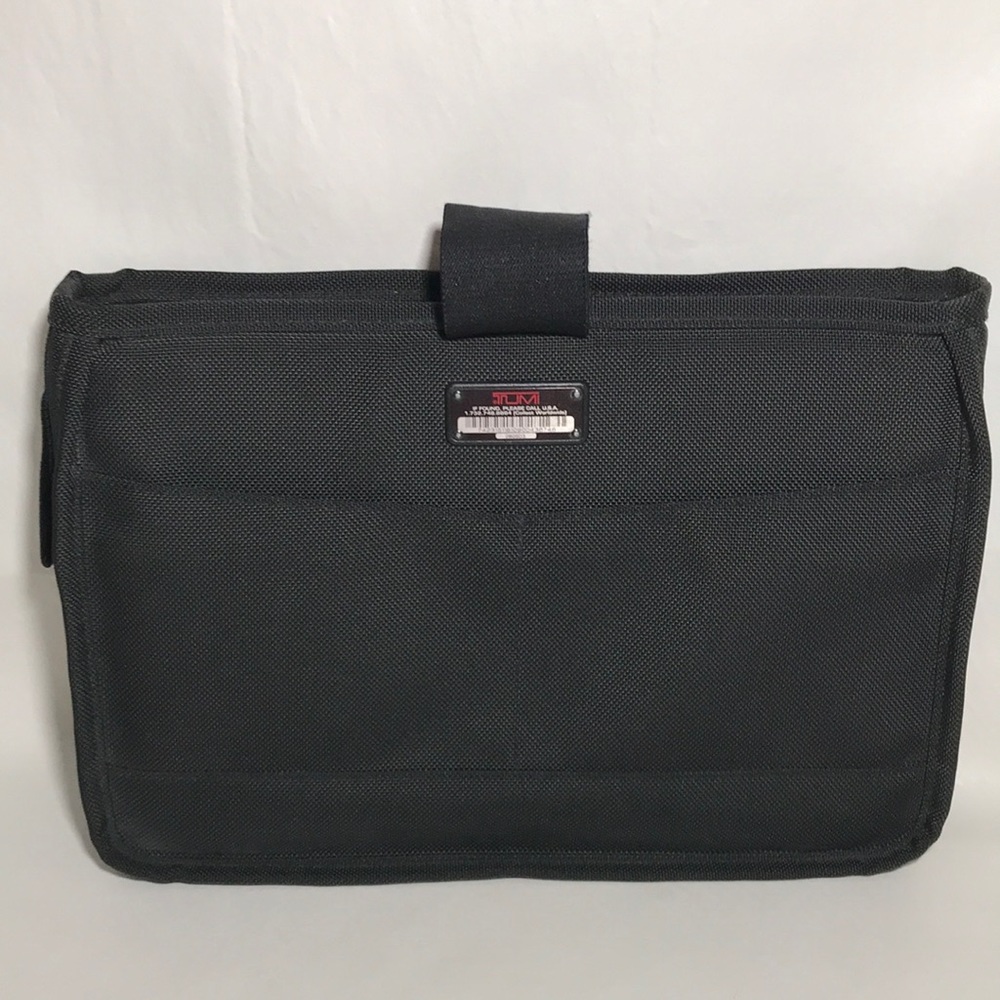 TUMI Brand 280SD3 Black Ballistic Padded Nylon Laptop Computer Sleeve Insert